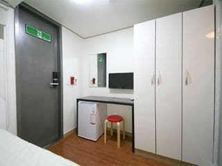 Star Guest House - Photo 15
