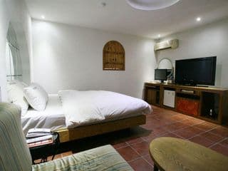Hotel Oscar - Photo 12
