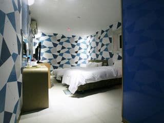 Hotel Oscar - Photo 8
