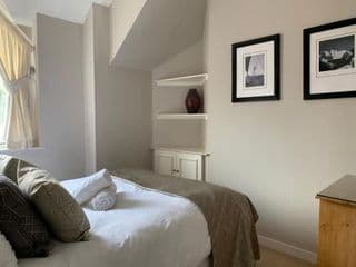 Accommodation Windsor Ltd - The Courtyard - Photo 15