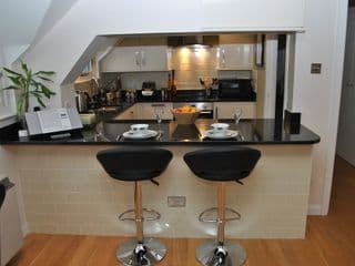 Accommodation Windsor Ltd - The Courtyard - Photo 7
