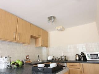 Accommodation Windsor Ltd - Alexandra Court - Photo 6