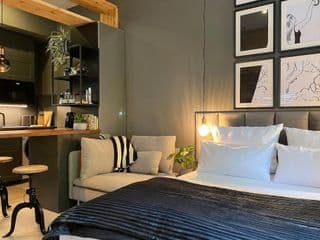 Berlin Style Apartments - Photo 7