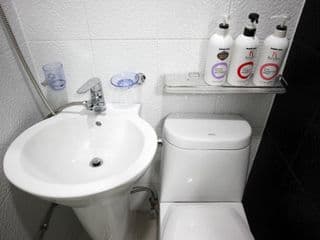 Motel K - Photo 9