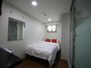 Star Guesthouse - Photo 13