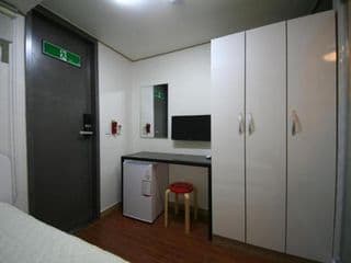 Star Guesthouse - Photo 10