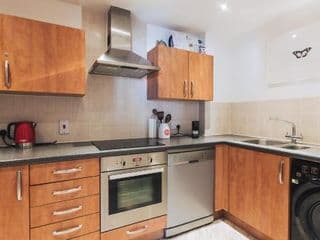 Beautiful Central Family Apartment for 6 - Photo 21