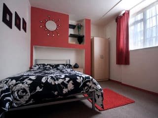 Monopoly Accommodations - Photo 5