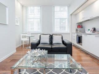 Roomspace Serviced Apartments - Sterling House