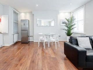 Roomspace Serviced Apartments - Sterling House - Photo 3