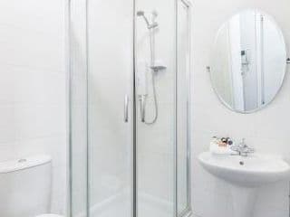 Roomspace Serviced Apartments - Sterling House - Photo 5
