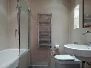 Barbican Serviced Apartments - Photo 2