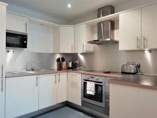 Barbican Serviced Apartments - Photo 4