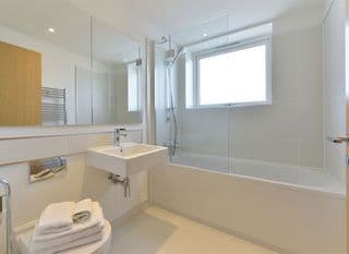 Tower Bridge City Apartments London - Photo 15