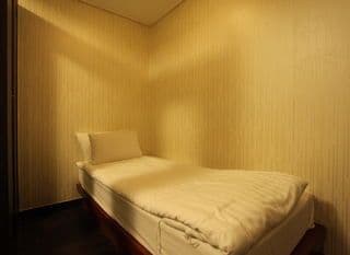 Highland Hotel - Photo 11