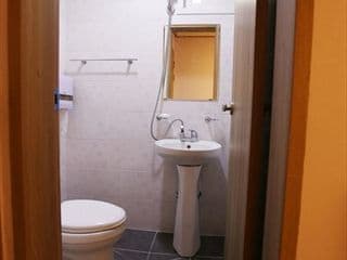 Cube Guesthouse - Photo 4