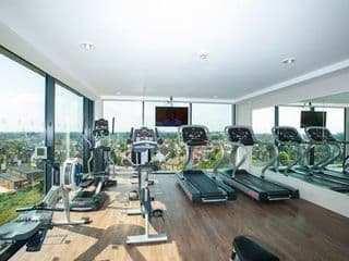 Holiday Inn London West, an IHG Hotel - Photo 19