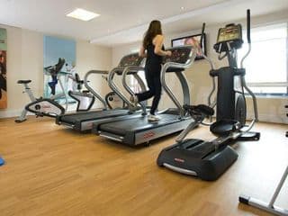Holiday Inn London West, an IHG Hotel - Photo 20