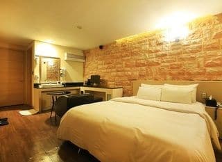 Tara Hotel - Photo 2