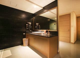 Tara Hotel - Photo 13