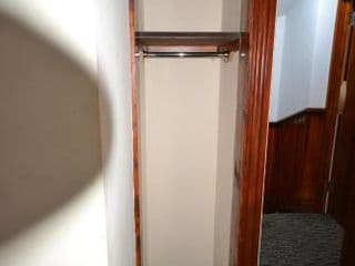 Airport Guest House - Photo 13