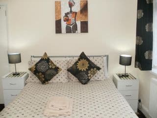 Airport Guest House - Photo 3
