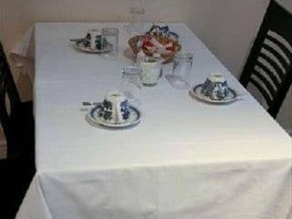 Airport Guest House - Photo 5
