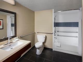 Staybridge Suites Atlanta - Midtown - Photo 7