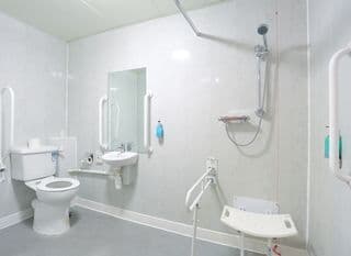 easyHotel London Luton - Photo 12