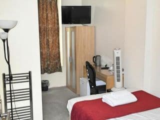 London Star Hotel - Photo 5