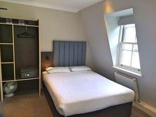 Garden Court Hotel - Photo 5