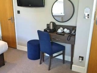 Garden Court Hotel - Photo 7