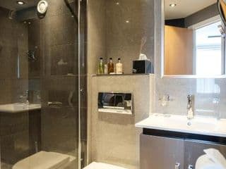 The Fox & Goose Hotel - Photo 8