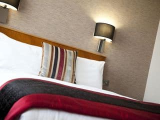 The Clermont London, Victoria - Photo 3