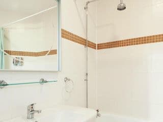 OYO New Dome Hotel - Photo 13