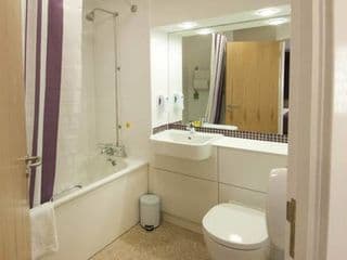 Premier Inn London Docklands Excel - Photo 12