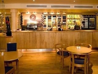 Premier Inn London Docklands Excel - Photo 15