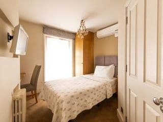 Fielding Hotel - Photo 5