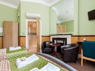 Gower House Hotel - Photo 3