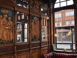 The Black Lion - Photo 19