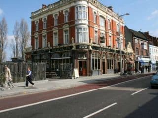 The Black Lion - Photo 23