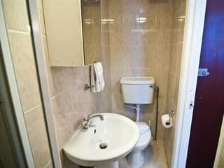 Astoria Hotel - Photo 11