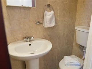 Astoria Hotel - Photo 12