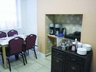 Astoria Hotel - Photo 16