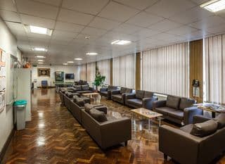 LSE Carr-Saunders Hall - Photo 8
