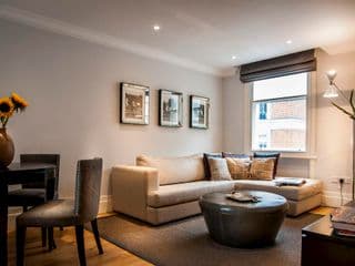 Native Mayfair - Photo 13