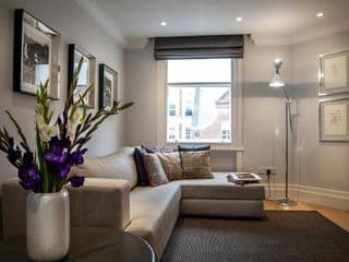 Native Mayfair - Photo 14