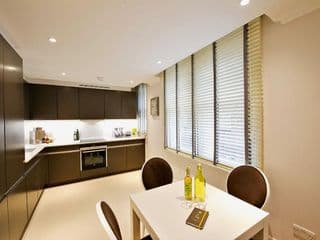 Native Mayfair - Photo 23