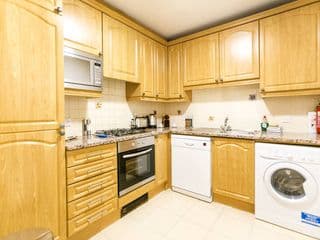 Park Lane Apartments - Clarges Street - Photo 19