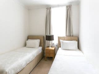 Park Lane Apartments - Clarges Street - Photo 6